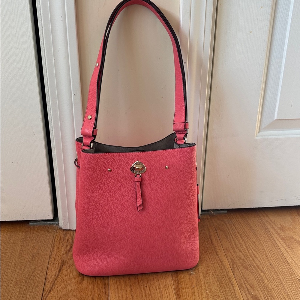 Kate Spade Marti Convertible Pebbled Leather bucket bag in carnation pink - Picture 5 of 16